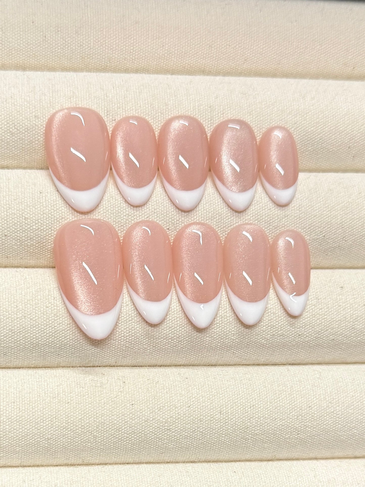 Cat Eye French Tip
