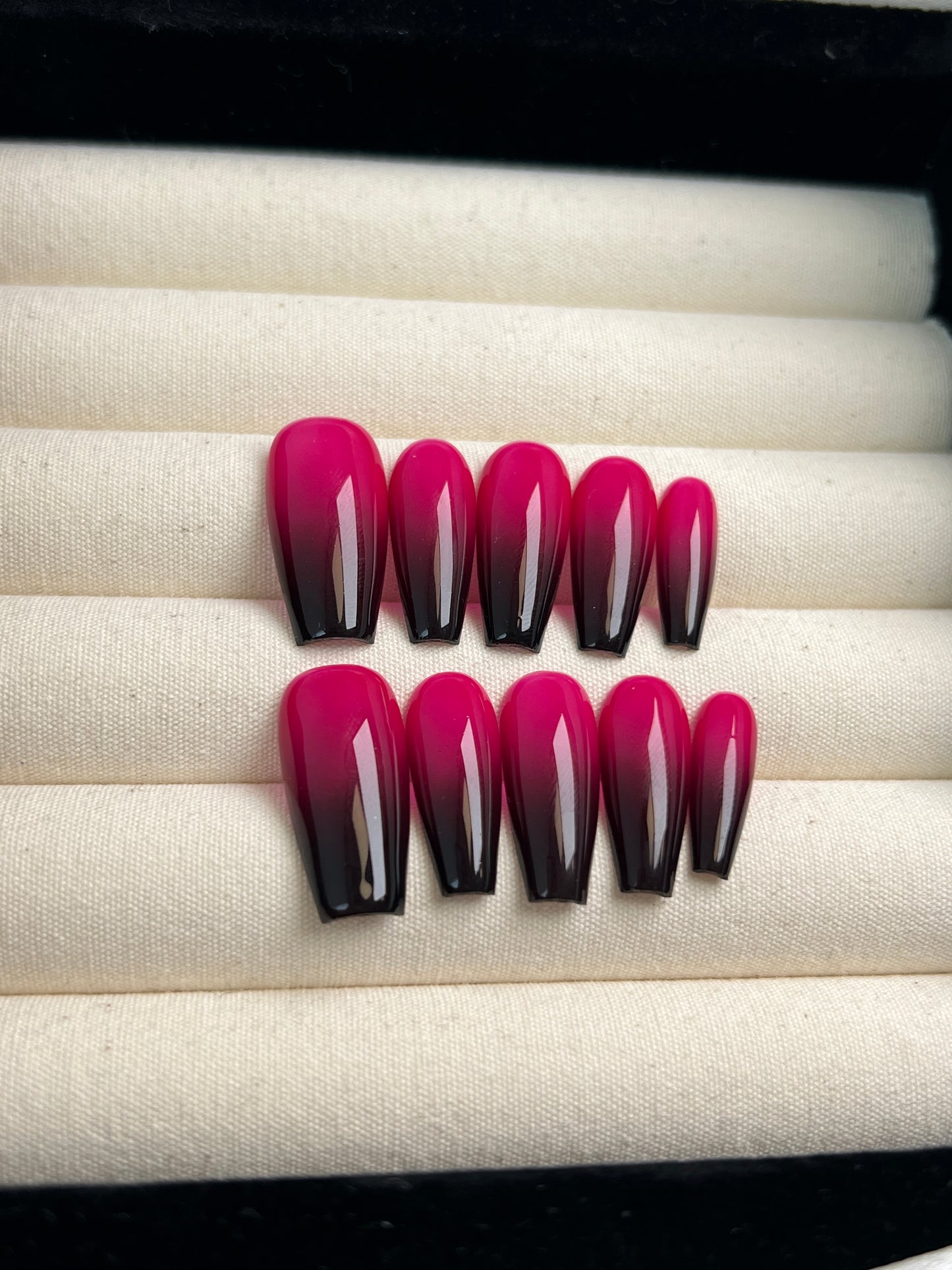 Berry Noir